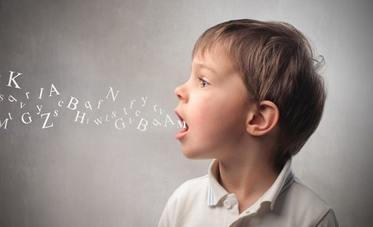 Cara Mengajari Anak Belajar Berbicara yang Menyenangkan
